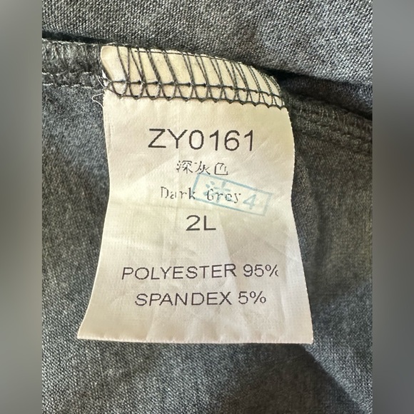 T-Shirt Maxi Dress - Picture 4 of 5